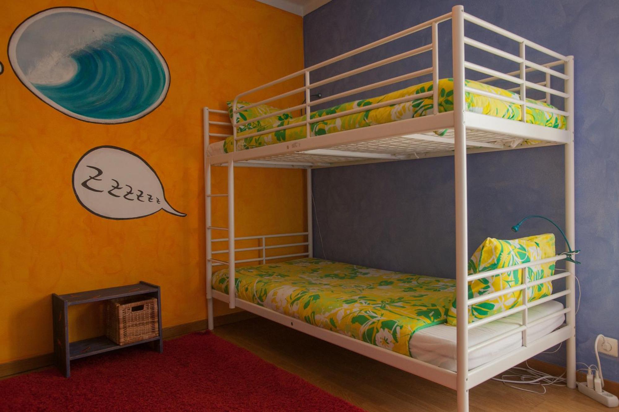 Hostel Ericeira Surf Camp Pokoj fotografie
